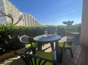 Le Barcarès - Résidence Front de Mer - T2 Alcôve RDC - 4 Pers - Grande Plage - Parking Inclus - FR-1-799-11